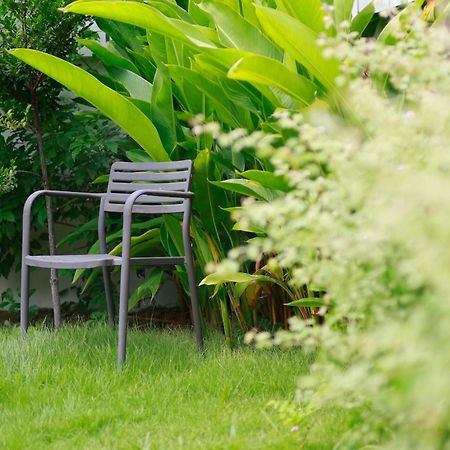 Huahin Place Guest House Buitenkant foto