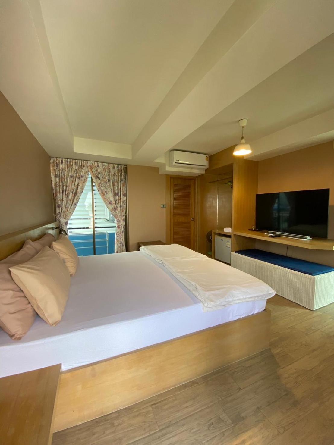 Huahin Place Guest House Buitenkant foto