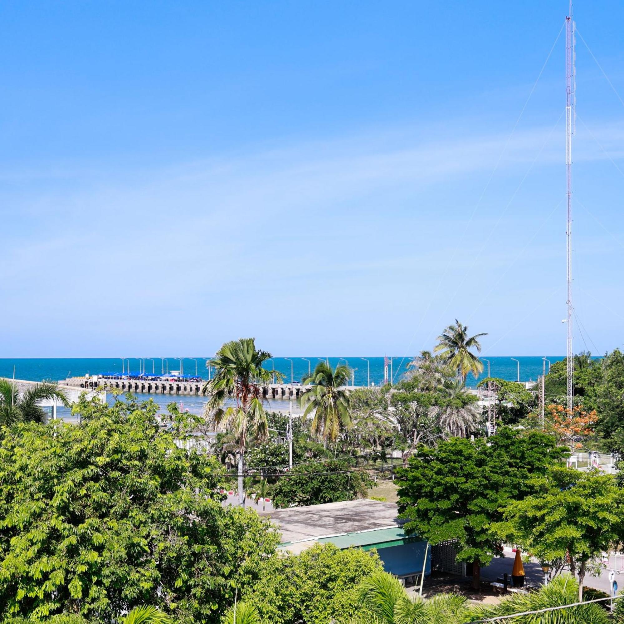 Huahin Place Guest House Buitenkant foto